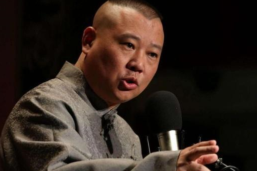 政协网视频专访,是挺张云雷吗?_演出_批评_相声