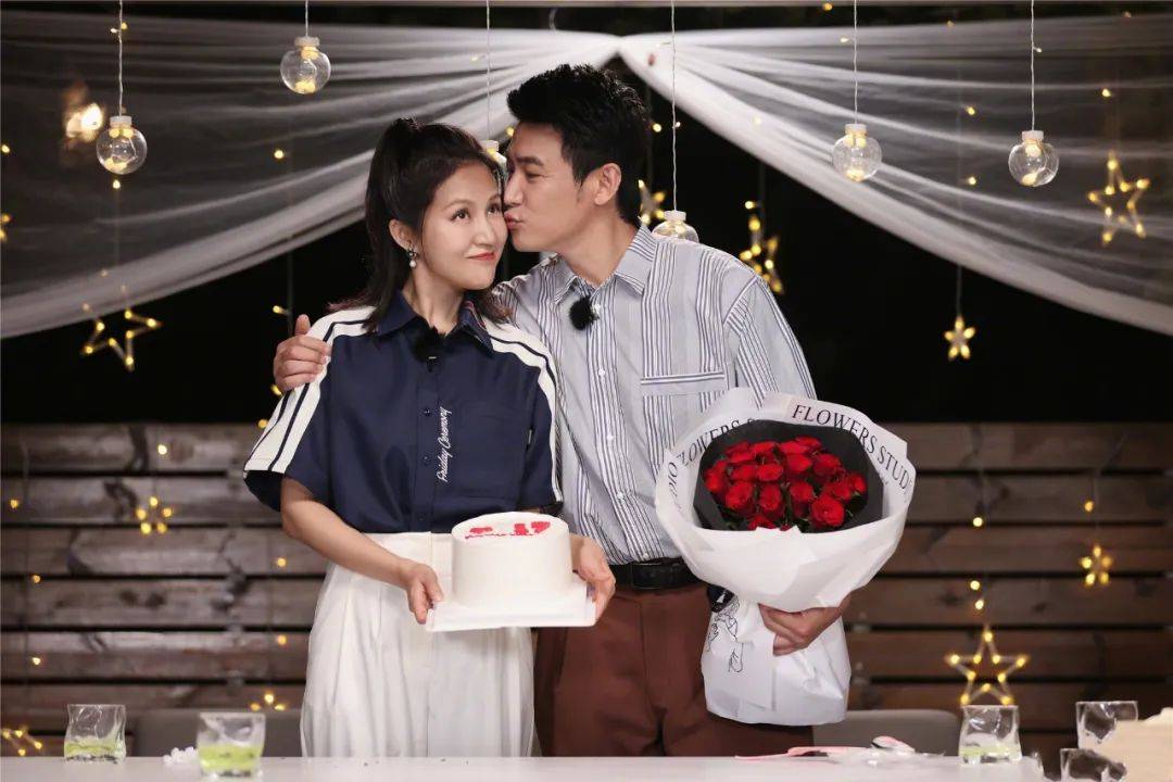 陆毅一家四口出游,14岁贝儿身高169超过鲍蕾,狂长身高不长体重_女儿