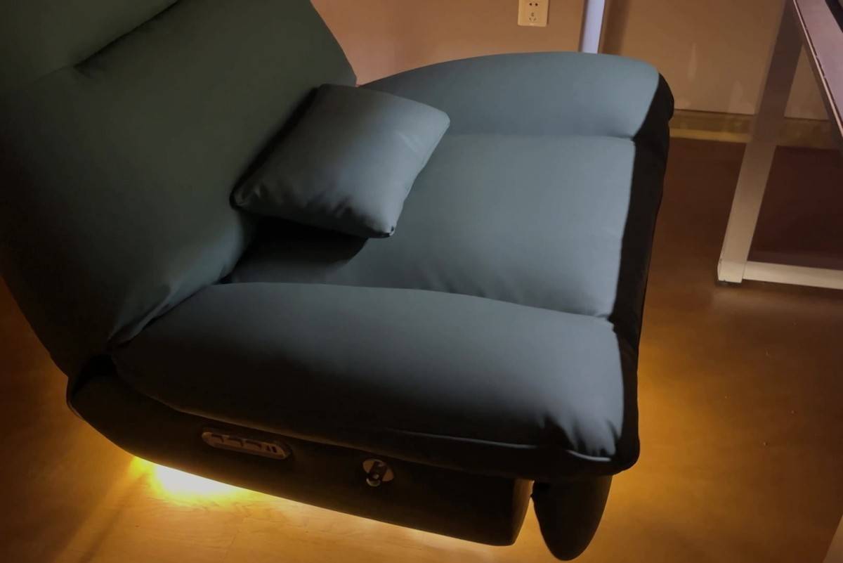 8H 智能电动可摇躺多功能懒人沙发:专为电竞爱好者设计,躺赢人生