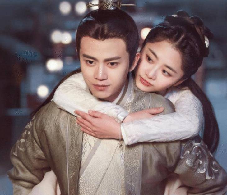 《锦衣之下》热度刚散,谭松韵又一新剧来袭,搭档男主不输任嘉伦_罗晋