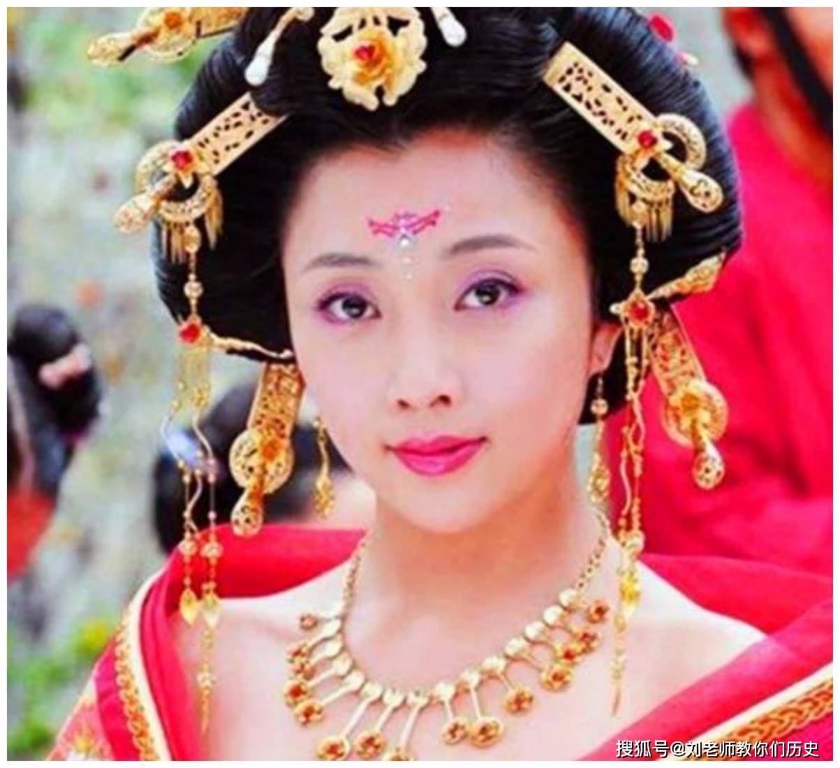 杨玉环身世之谜 历史上杨玉环的亲生父亲是谁?_唐玄宗_杨贵妃_寿王