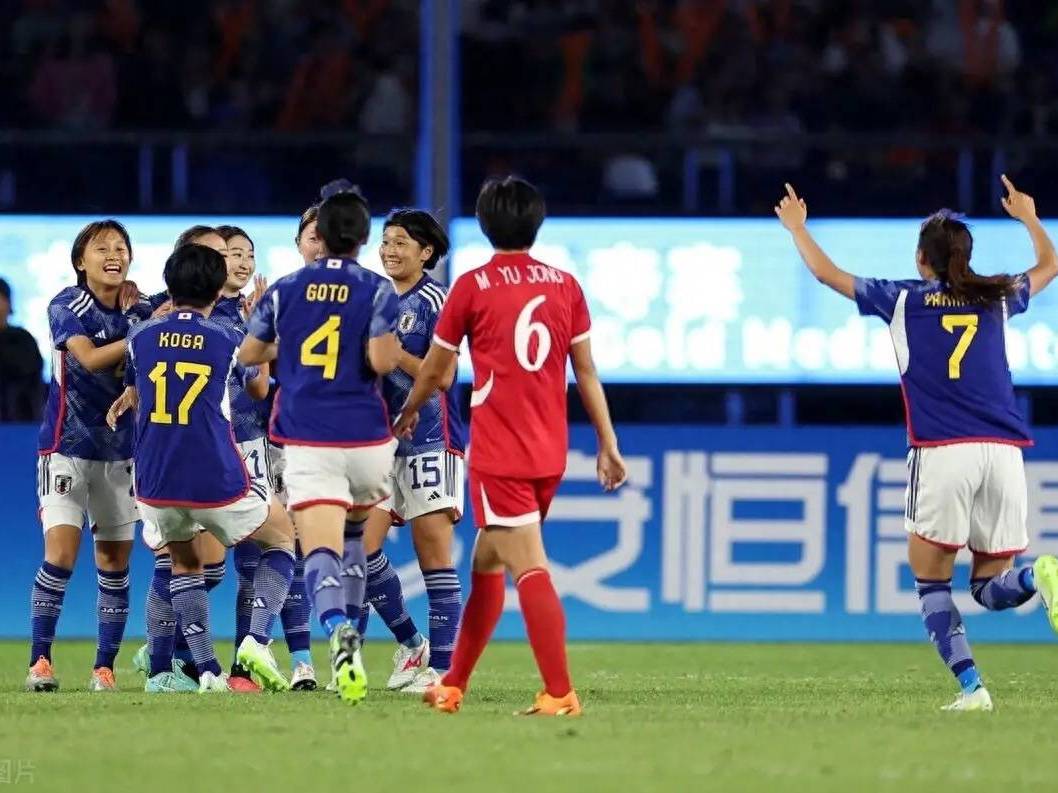 亚运会女足：朝鲜不敌日本虽败犹荣，因为她们至今没有职业联赛_朝鲜队_球员_足球