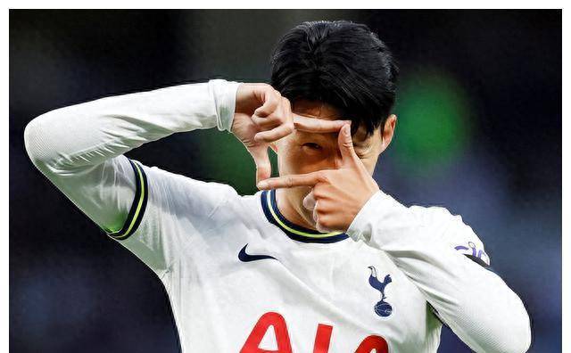 我们香港男足的偶像孙兴慜:英雄的身影在模仿中闪耀_潘沛轩_潘文俊