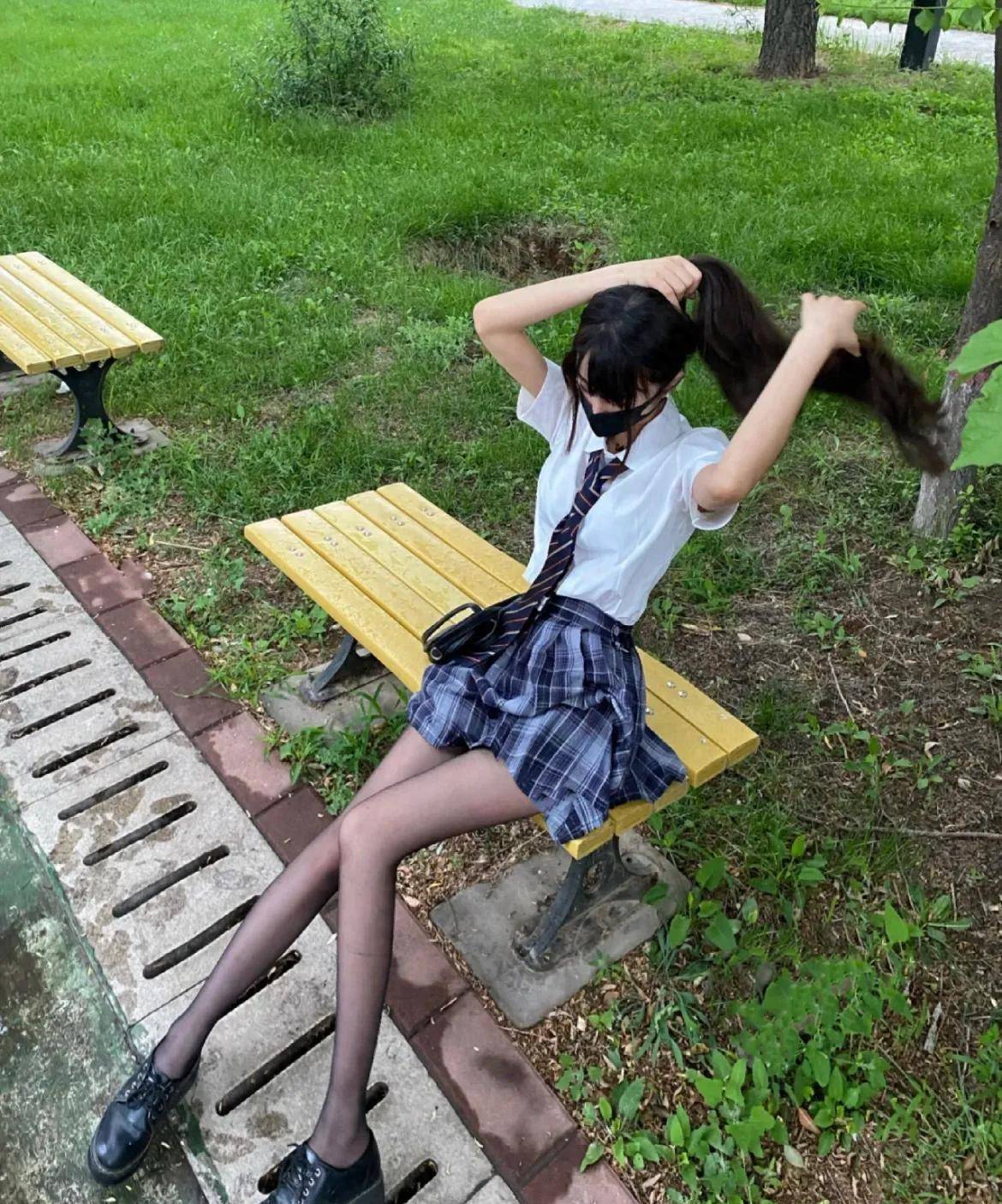 日常穿jk制服适合什么发型?