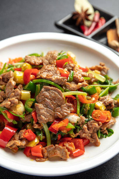 饭遭殃之湘菜小炒黄牛肉,详尽流程送给大家,在家即可吃到的美味_肉质