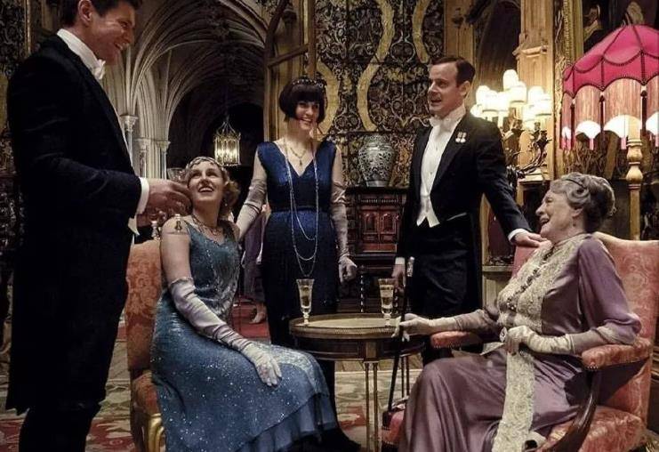 《高老头》:以金钱满足情感的畸形父爱,拉开道德沦丧的人间悲剧_女儿