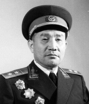 在解放战争中,王平在华北地区工作,历任北岳军区司令员,察哈尔军区