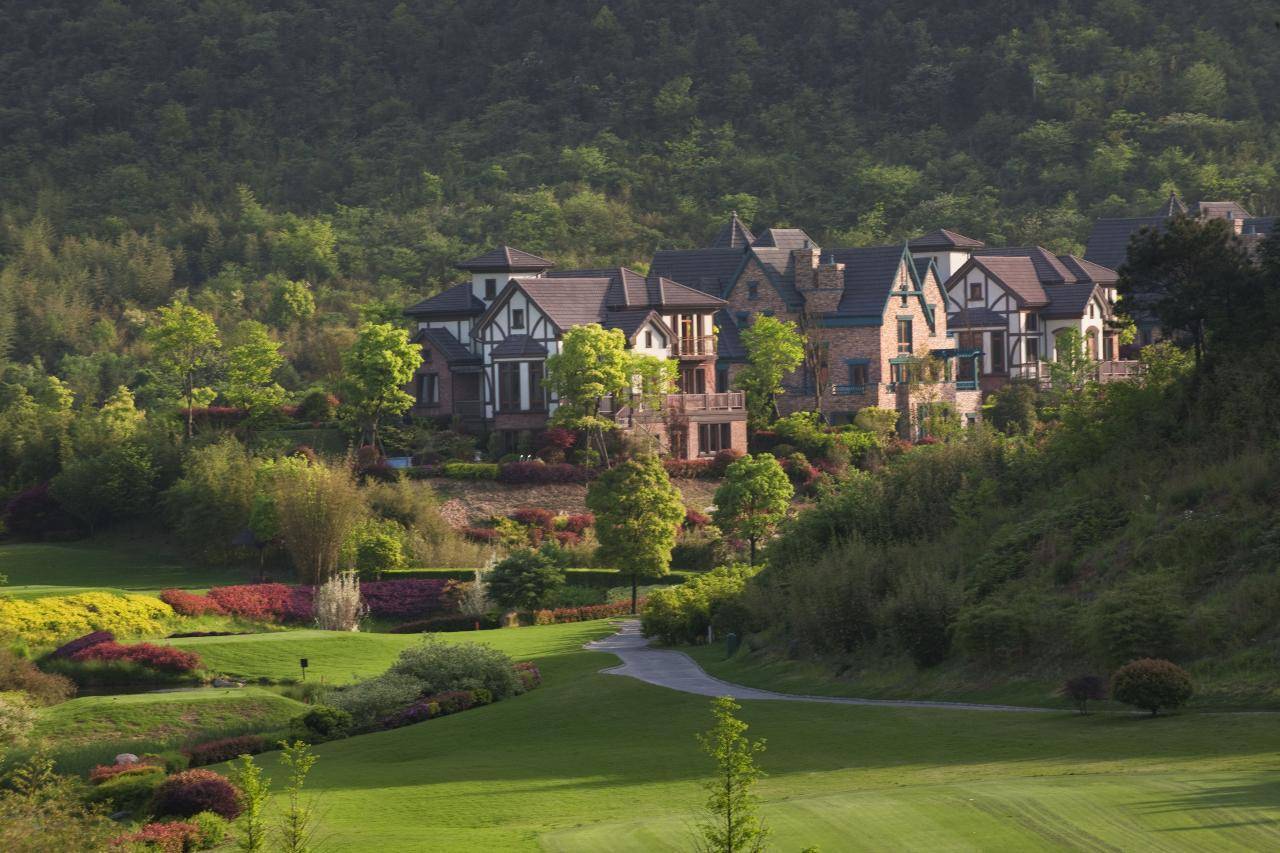 湖州安吉【绿城龙王溪】售楼处电话_24小时电话详情丨售楼处地址丨