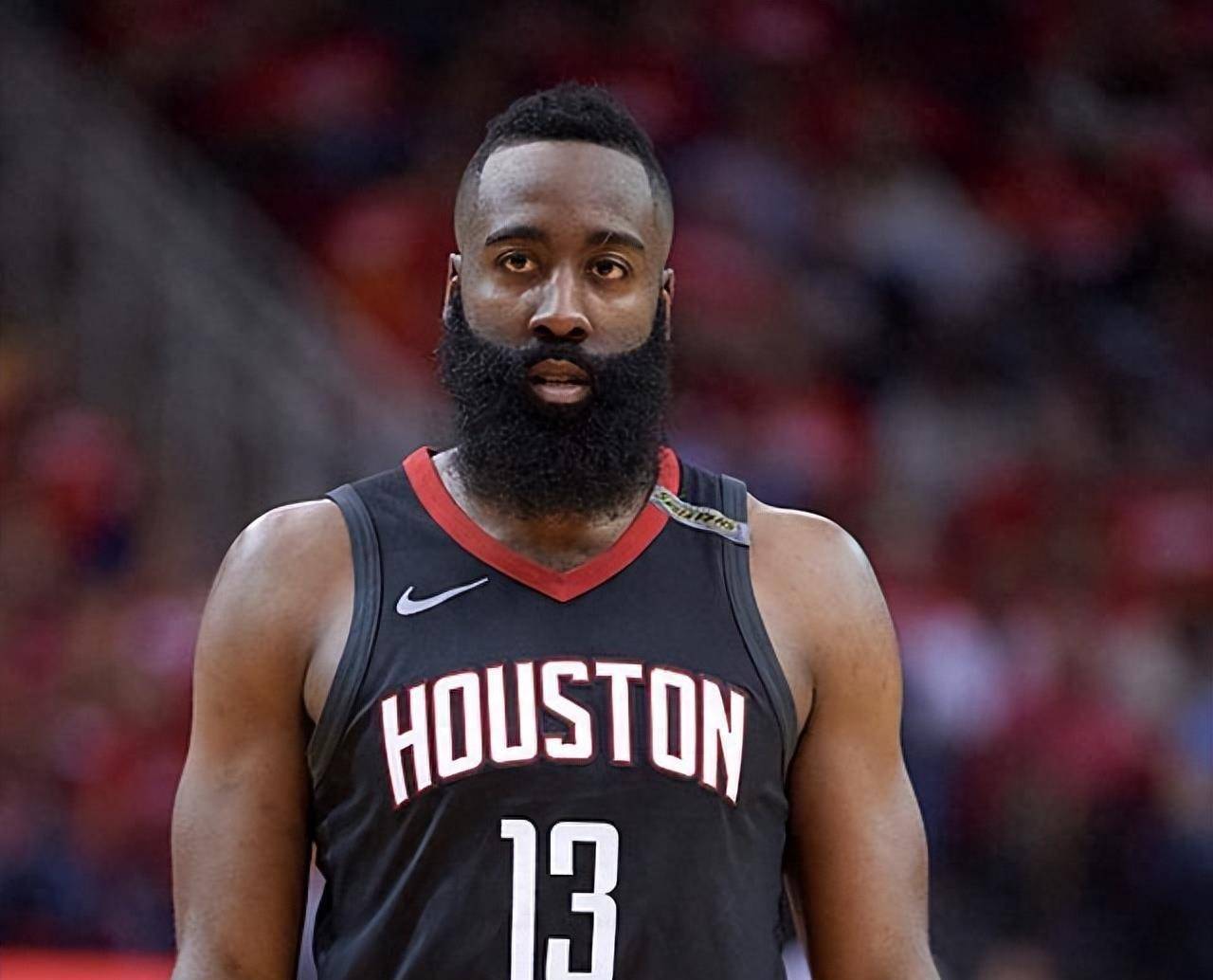 詹姆斯-哈登去向成谜!惊人细节即将公开,球迷热切关注!