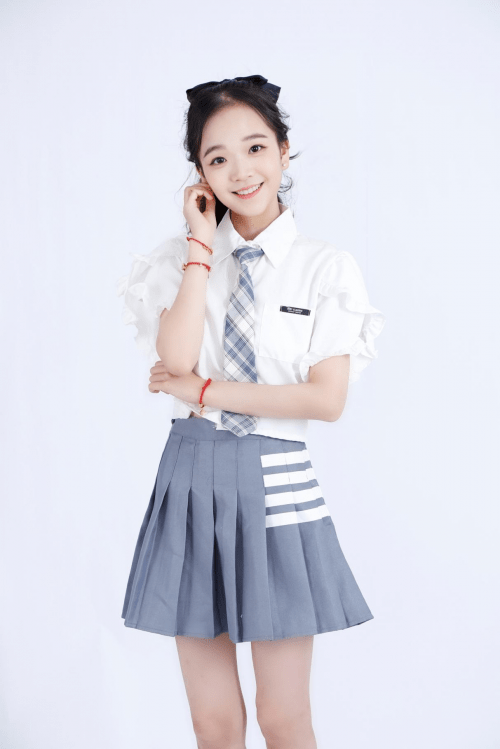 演员陈美欣:演艺新秀荣登星周刊优秀艺人榜_演技_作品_发展