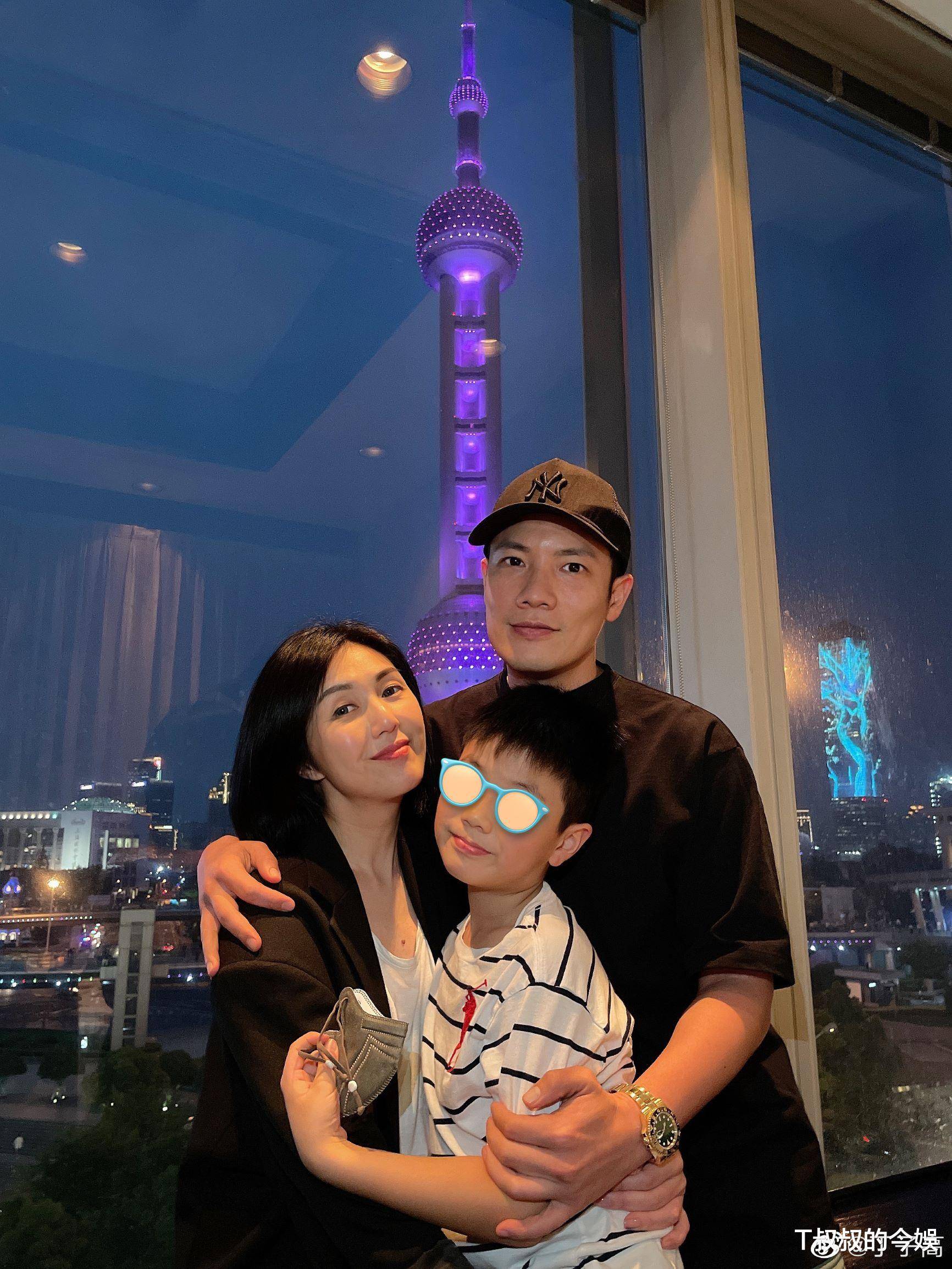 丁子高42岁生日开复古派对,「快乐是从心底出发」_朋友_杨千嬅_老婆