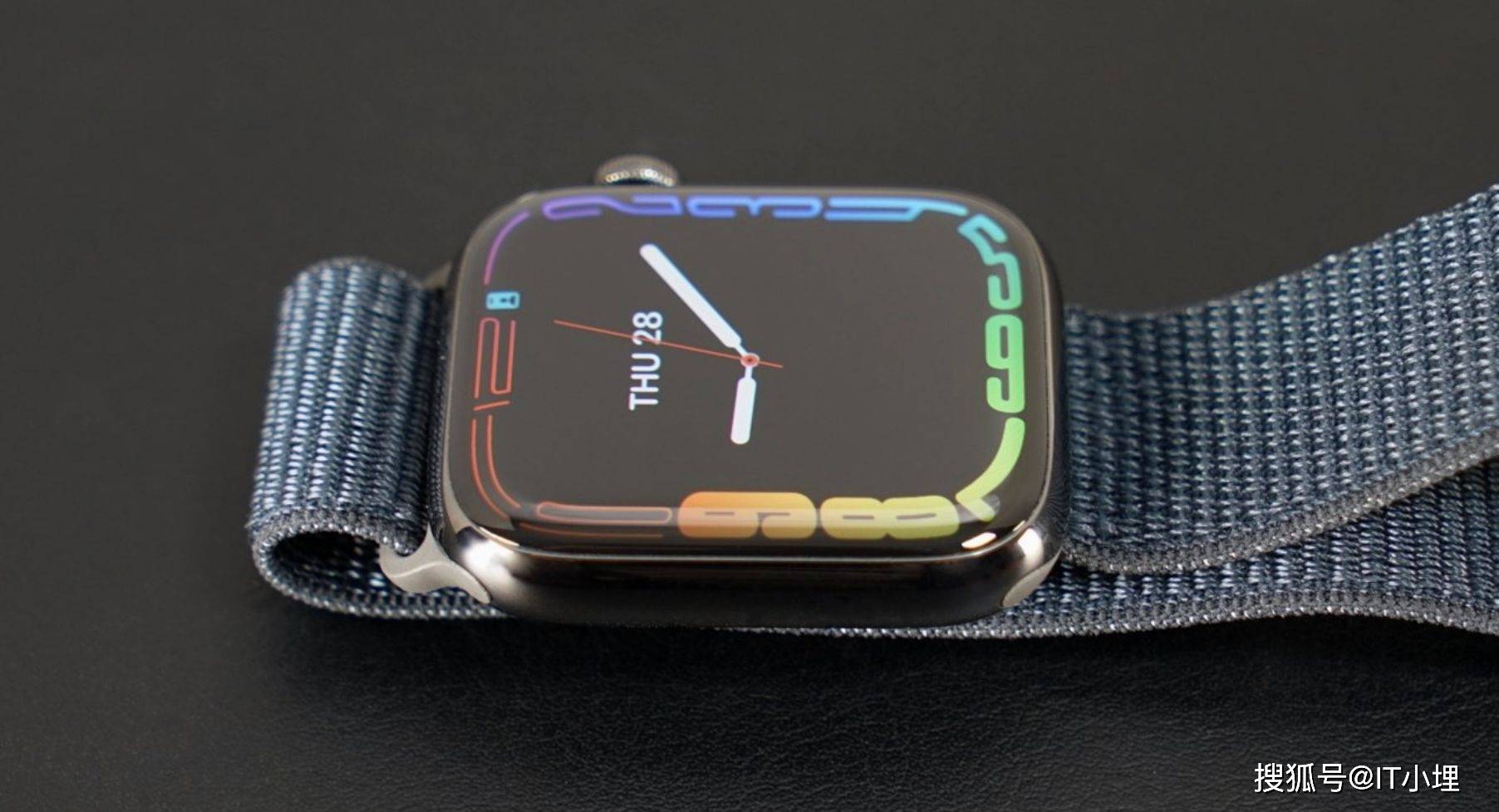 苹果最新发布的一系列产品遇到了过热,烧屏,现在又有关于apple watch