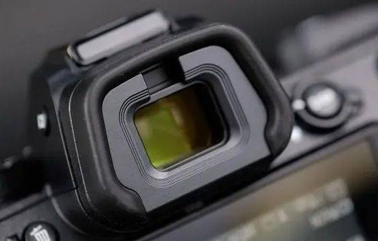 为什么微单相机取景器模式更耗电？