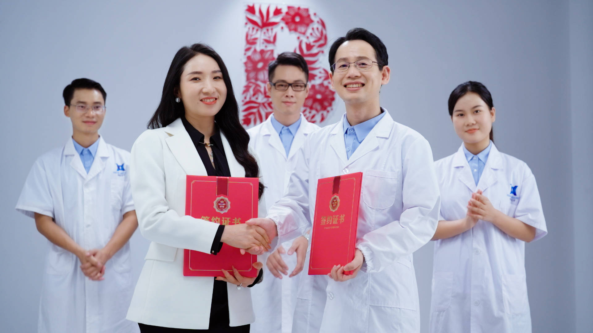 斑消宝携手暨南大学刘忠教授 | 精准功效型护肤品集团斑消宝探索