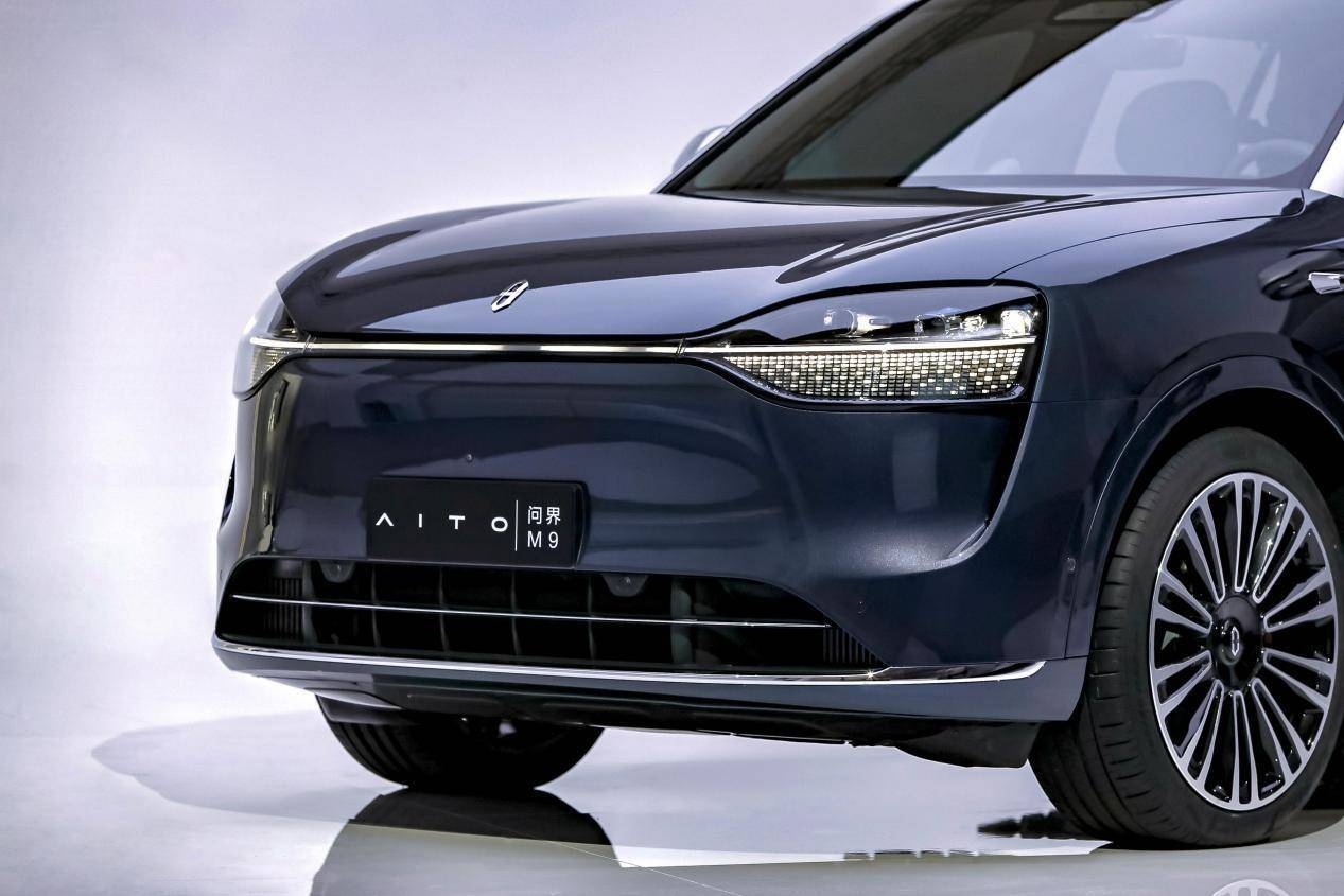 "鲲鹏"遨游天地,侧颜美出"天际",问界m9外观设计解读_搜狐汽车_搜狐网