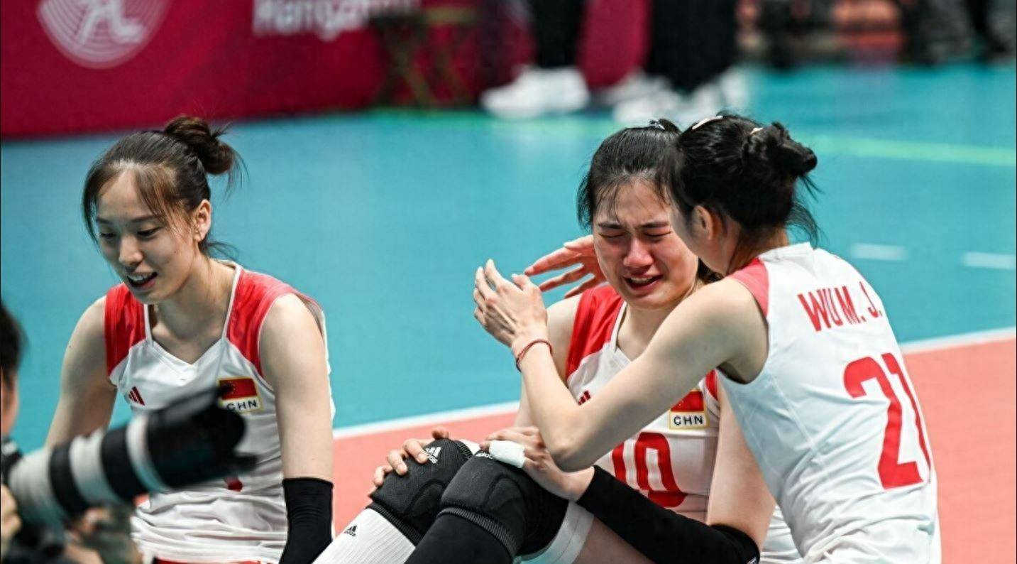 中国女排联赛最新消息!李盈莹带天津女排打开幕战!剑指金牌!