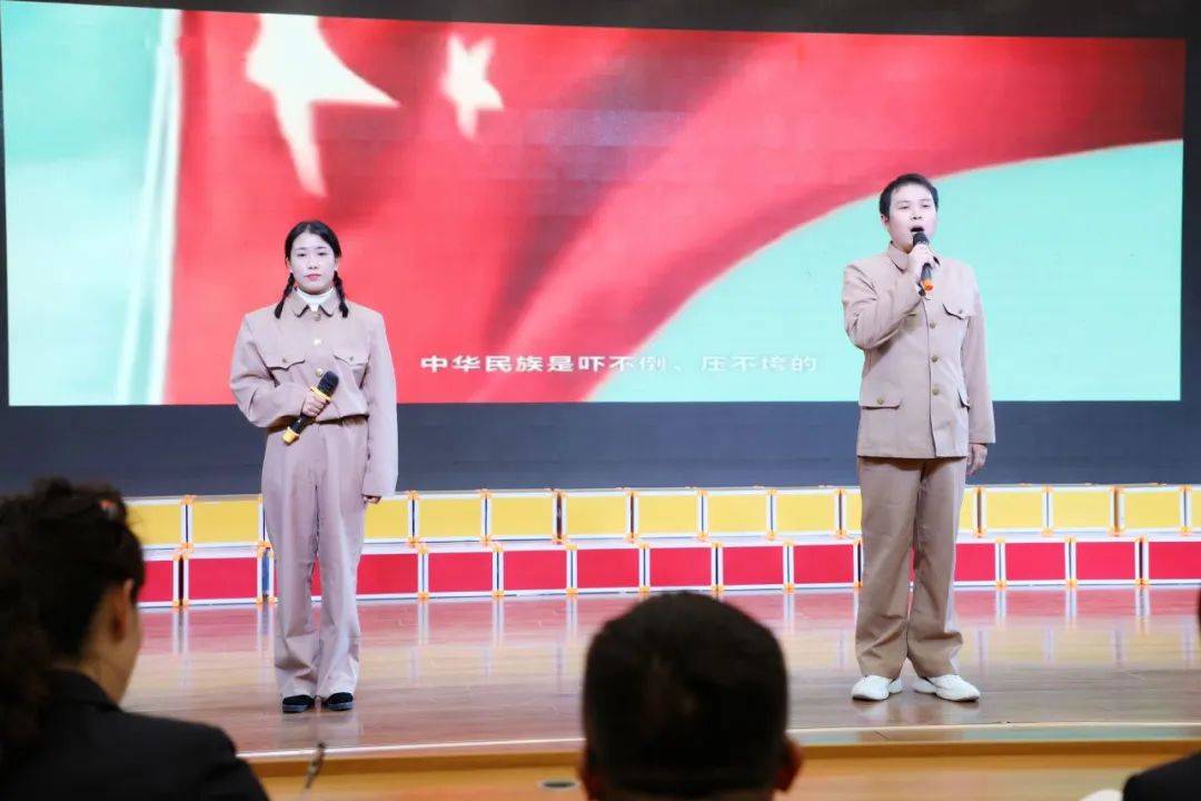 濮阳市昆吾小学教育集团总校第36期 昆吾业余党校暨10月份"主题党日"