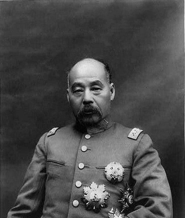 晚清四大名臣和民国总统的家族族谱,每一个字都意义非凡_袁世凯_孔子