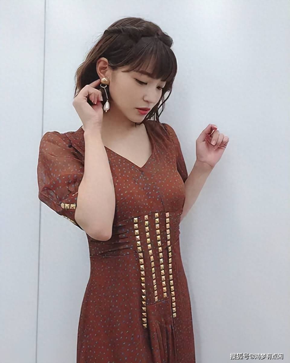 日本女演员岸明日香,点燃无数粉丝的心_表演_魅力_形象