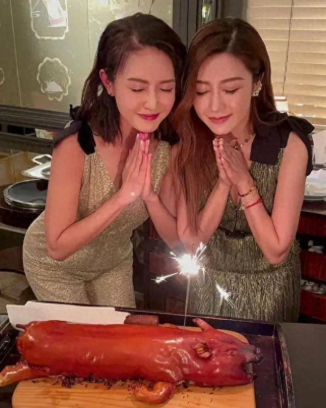 陈庭欣参加好友婚礼被说朴素——低调还是炫耀自己说了算_朋友_网友