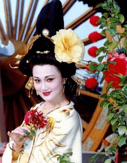 这9位增肥瘦身不糊弄观众的才是真演员_角色_秦昊_郑恺