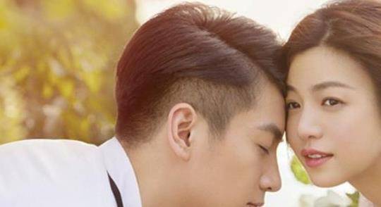 囧事:第一次见父母,陈晓父亲就问了陈妍希9个字,网友乐疯_婚礼_电影