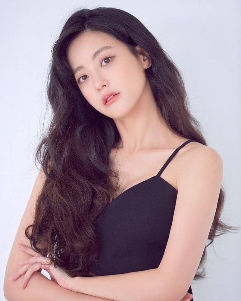 4郑慧琳郑慧林→郑恩基郑恩地郑恩地在14岁时因为旧名"慧林"不但对