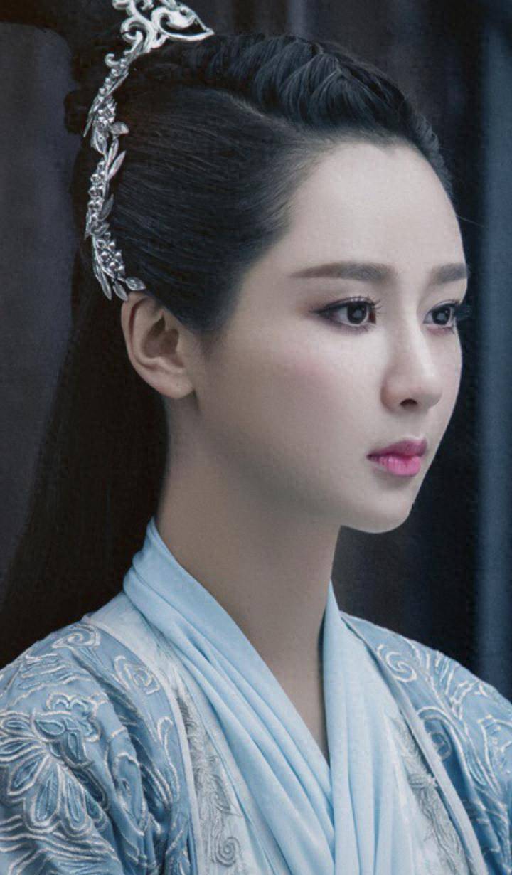明星绯闻揭秘:杨紫与鹿晗的透风墙故事!_社会_爱情_类型