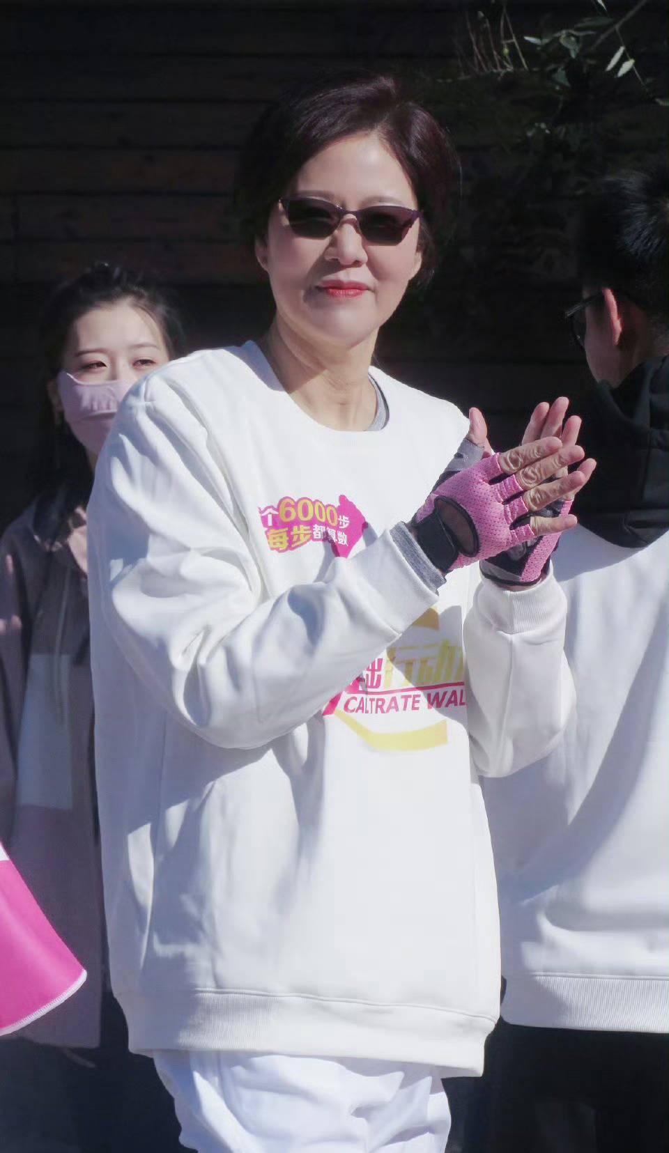 中国女排功勋郎平全新近照曝光,神采奕奕光彩照人_教练_世界_生活