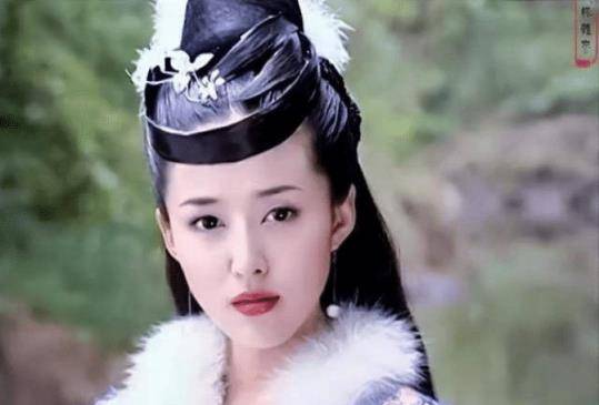 《宝莲灯》里的"第一美人",摘下"嫦娥"标签后,今42岁仍韵味十足!