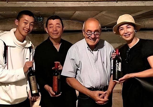 这一次,57岁的蒋雯丽,将不再被世界宽容_绯闻_顾长卫_自然