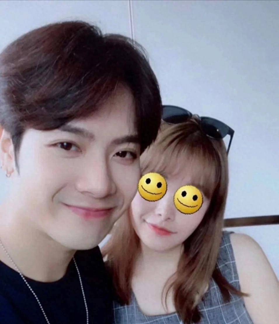 王嘉尔撩妹高手实锤!