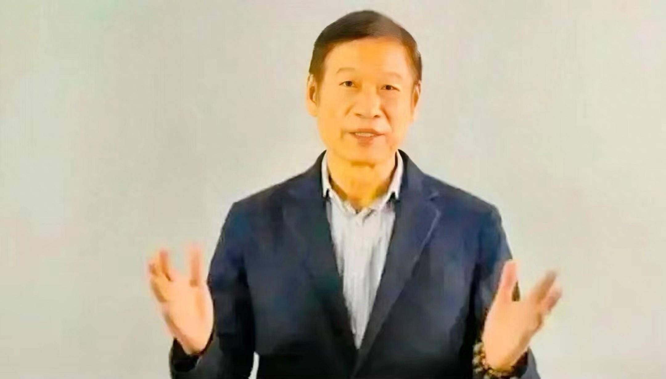 广东"中山首富"大揭秘:75岁,身价580亿,被誉为"神秘鞋王"_张聪渊_华利