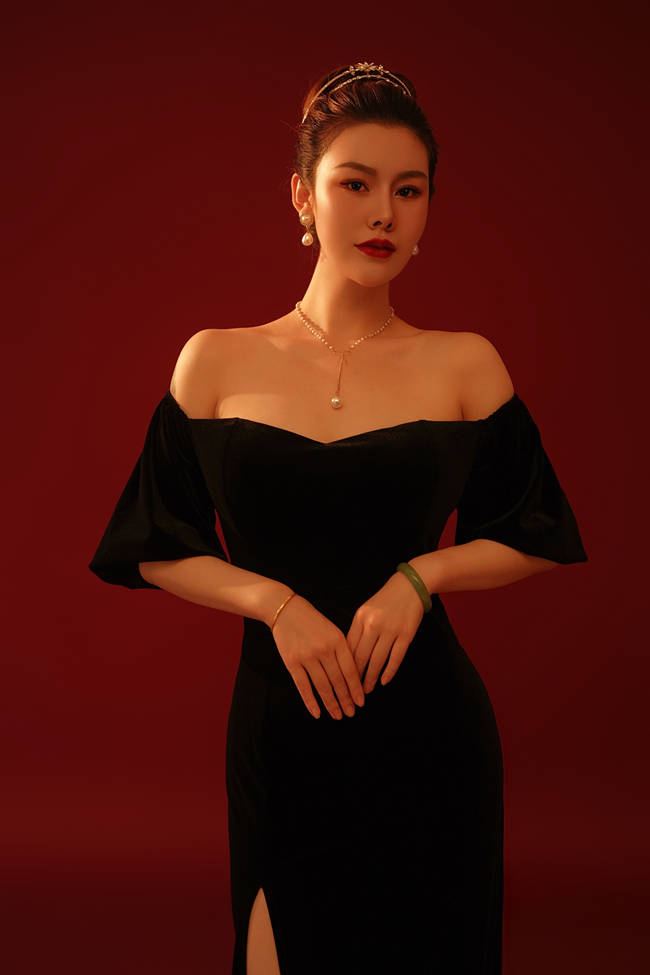 赵怡凤魏飞飞葛征世界国际小姐优秀选手:在此比赛中产生的优秀选手