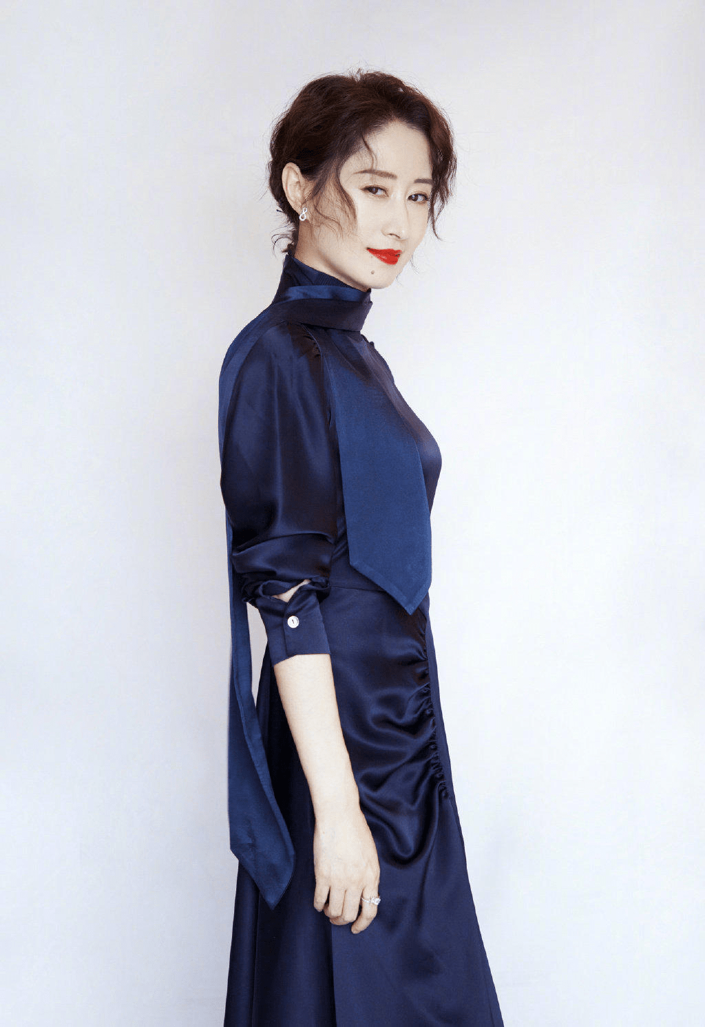 刘敏涛:嫁豪门独守空房7年,离婚后重返荧屏,今女儿成她的骄傲_家庭