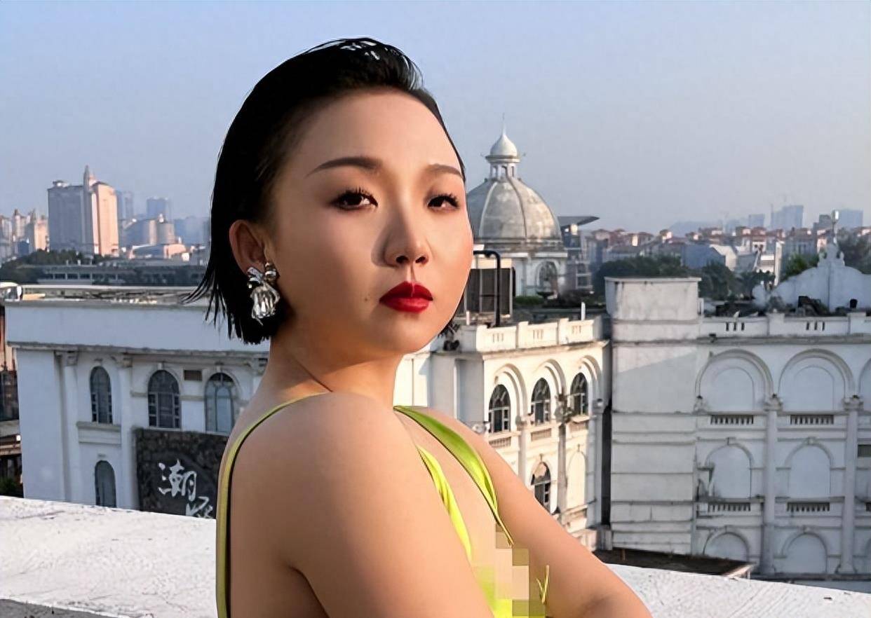 辣目洋子称"李嘉琦"不好记,听妈妈的话改回本名,疑为入圈铺路_名字_小