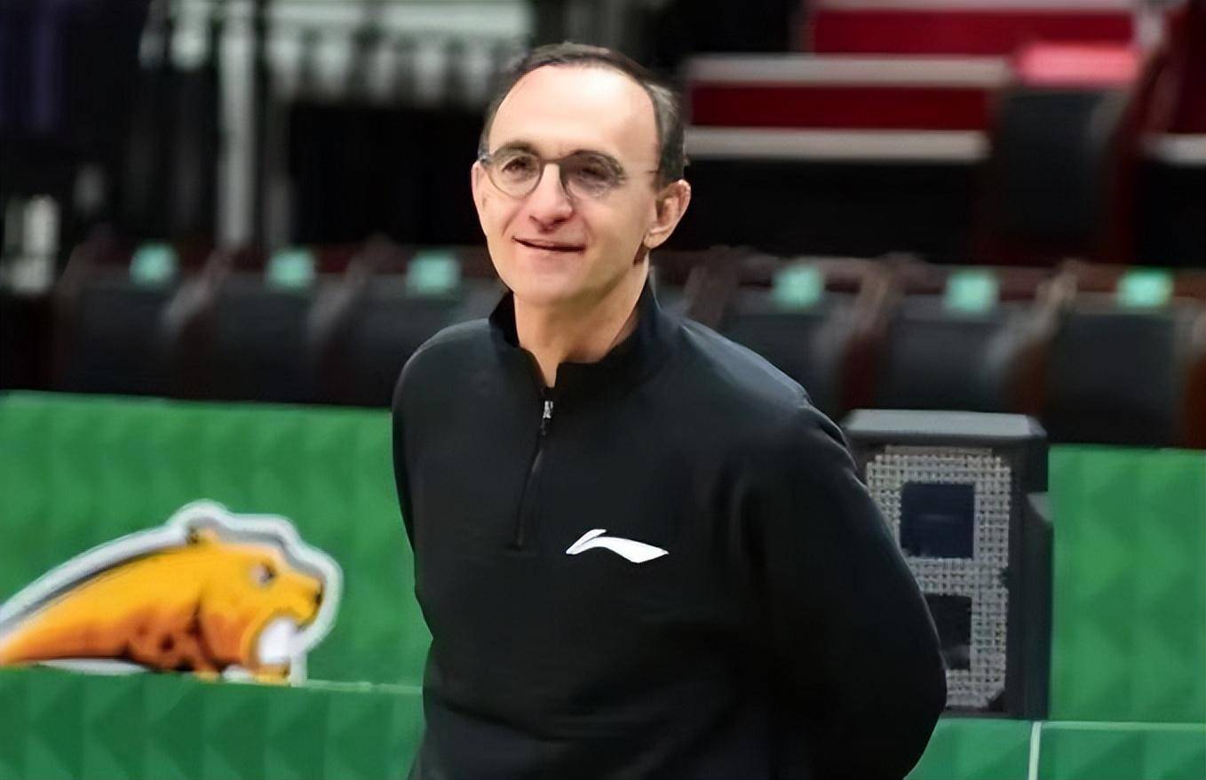 一箭双雕!三连胜又不耽误锻炼新人 辽宁又一次找对了主教练?