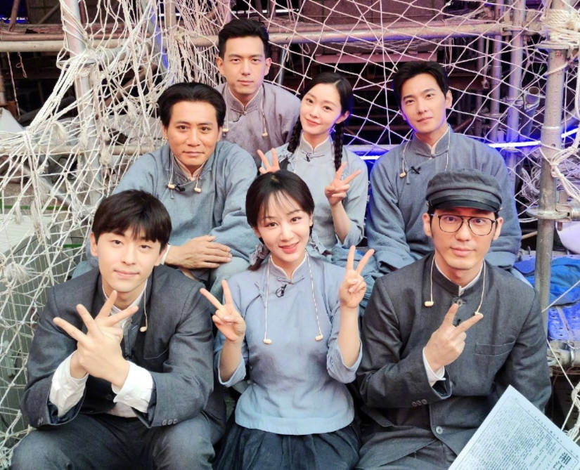 汇演后离场,杨紫宋茜胡歌的反应真实_舞台_女明星