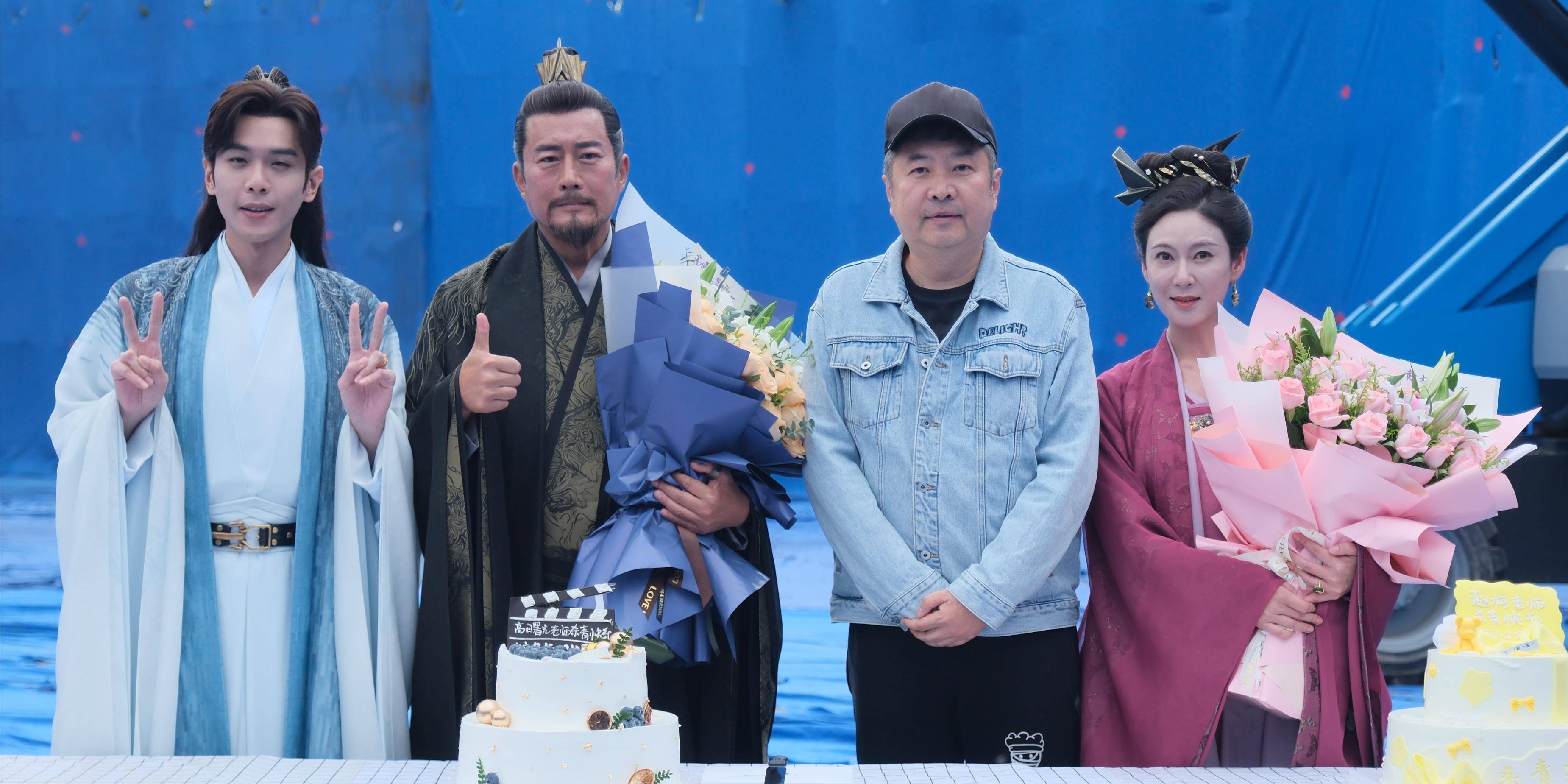 杀青的消息中,李沁的角色变脸,言冰云出演者帅气的形象以及角色剧照的