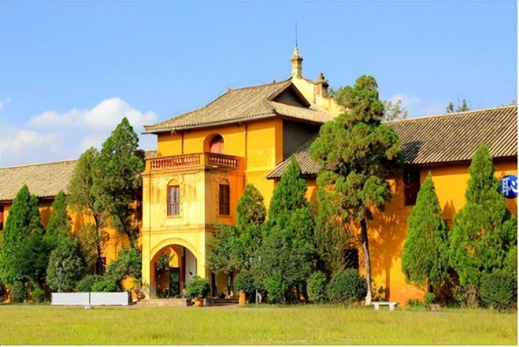 走出了两位元帅,四个国家军队的总司令,厉害了云南陆军讲武堂!