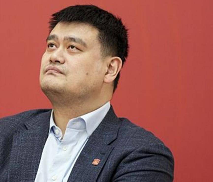 姚明为何没有拿到最佳新秀?