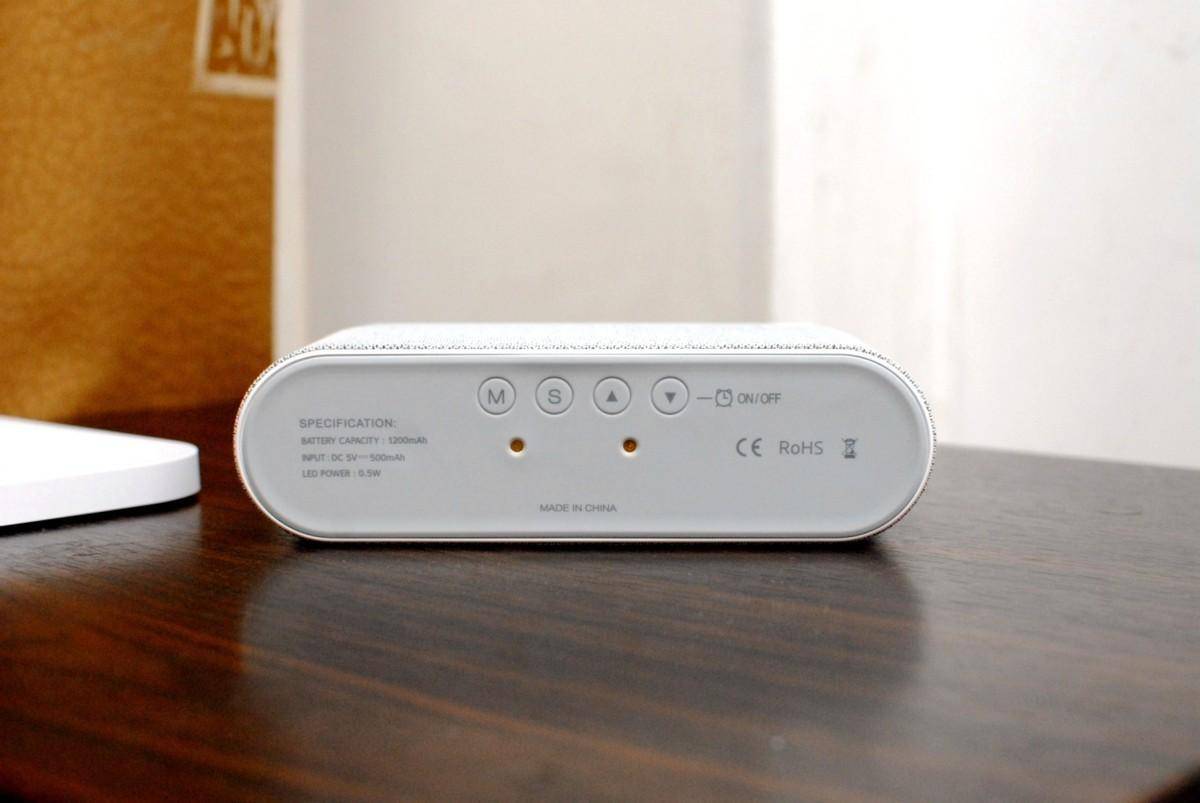 礼物分享：VFZ无线充电台灯，闹钟+时钟+无线充，好看好用又实用