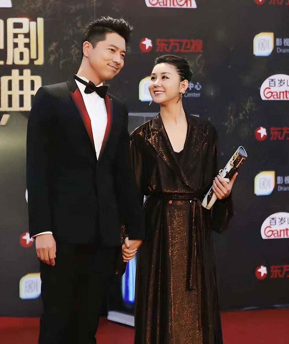 李小萌晒38岁生日照片!