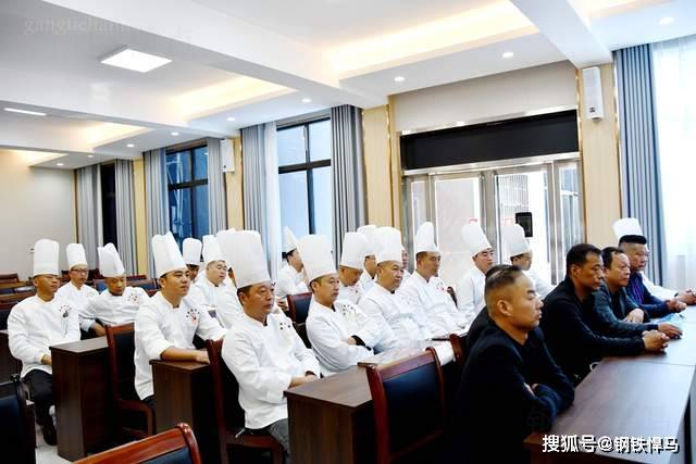 南阳雷锋厨师营镇平连举行新班子任命仪式_镇平县_涅阳_活动