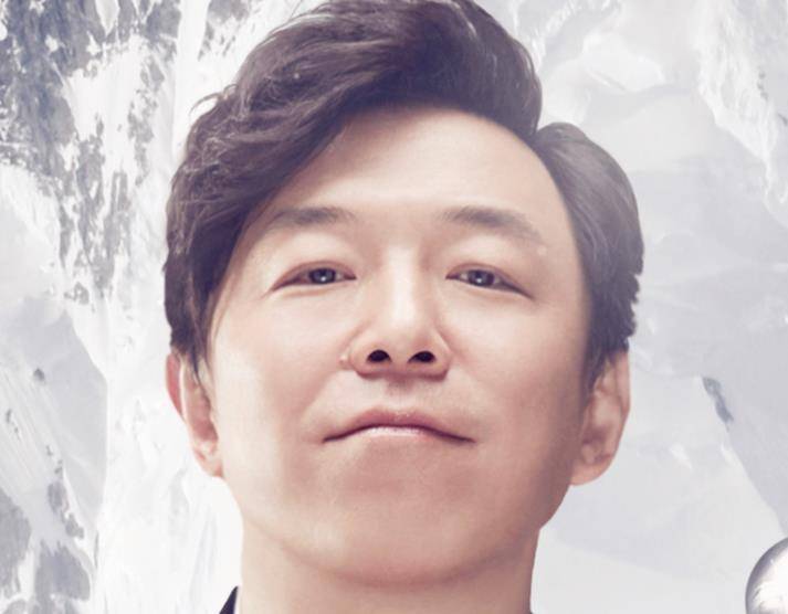 其实黄渤能够有这么好的临场反应,全都是靠着自己在社会上的经历积累