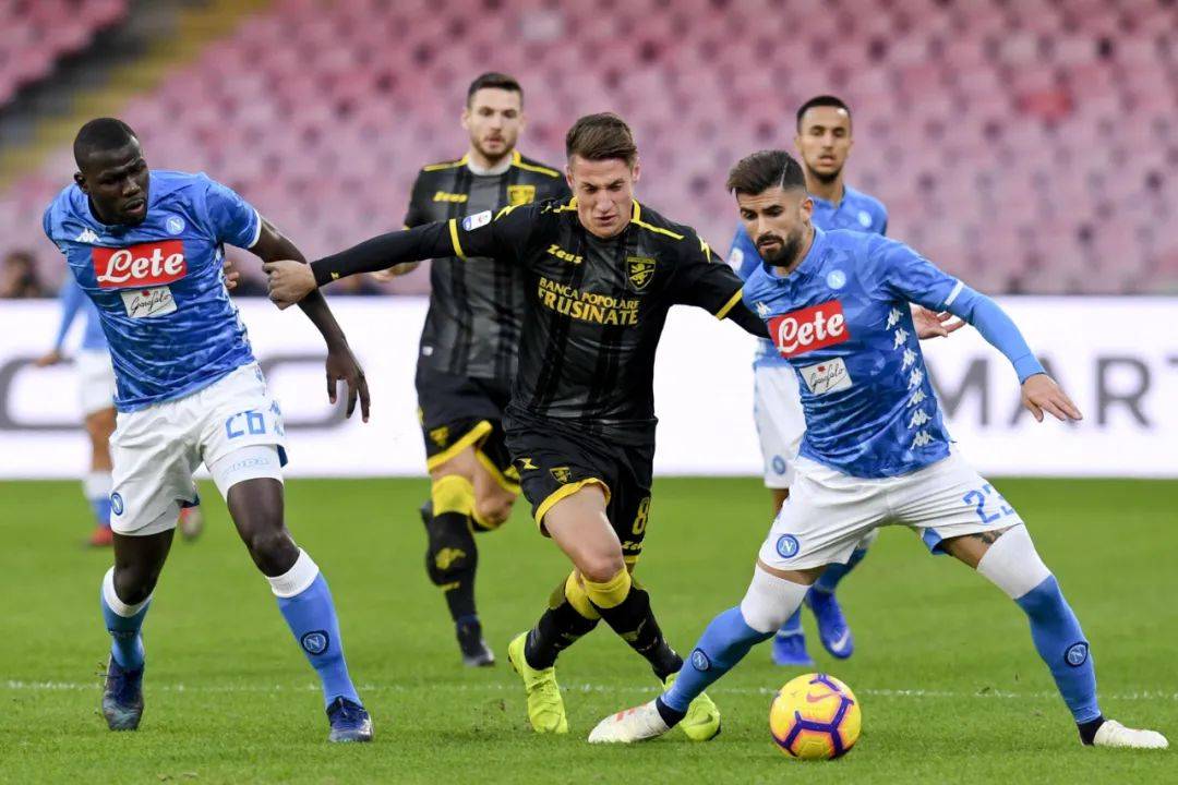 意大利杯:都灵vs弗洛西诺内_比赛_进攻_双方