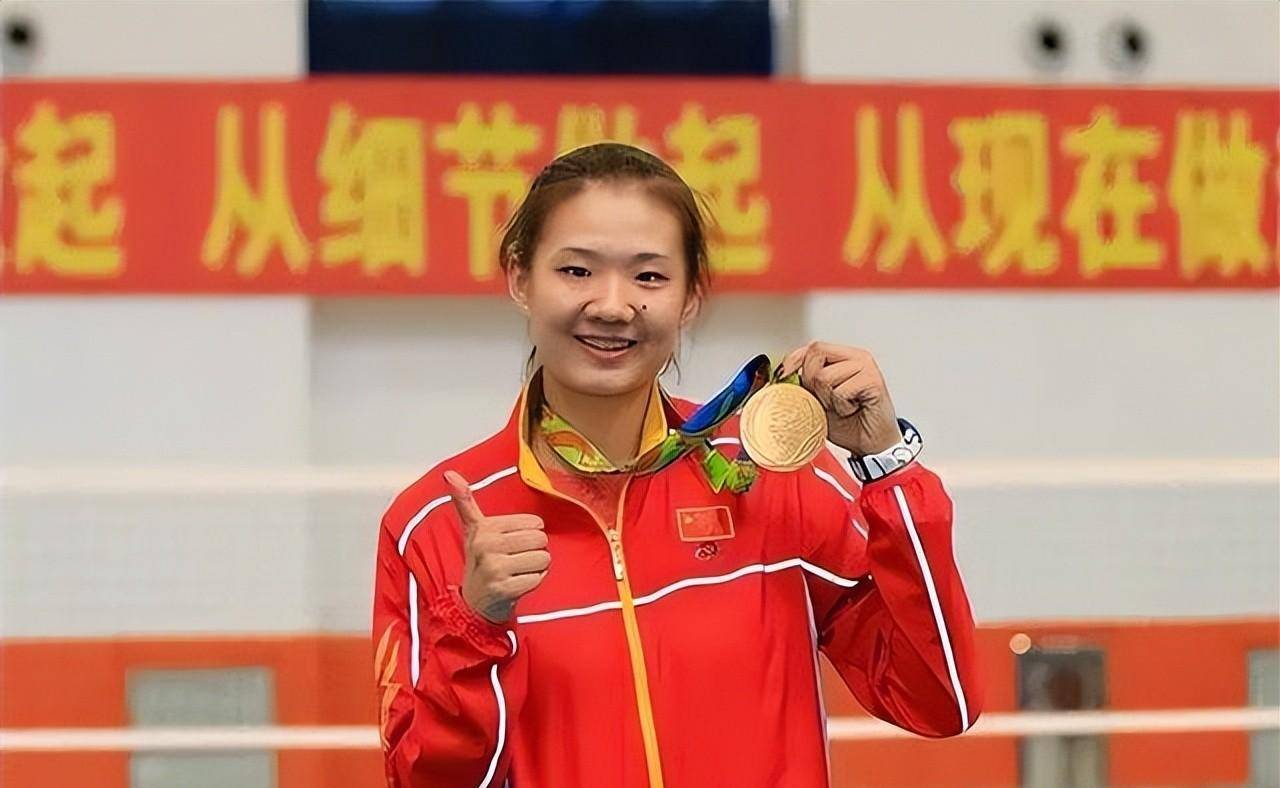 体育冠军郎平的爱将,被禁赛4年后当上了教练,如今的她怎么样了_杨方旭