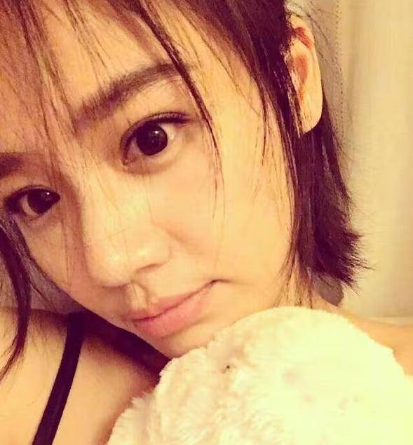 看了马思纯早期的自拍,我知道"痛苦青春文学女主角"长啥样了_形象