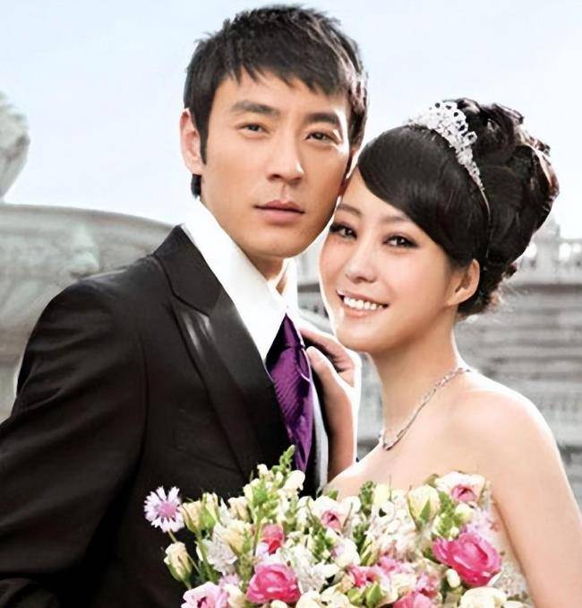 郝蕾,爱过王珞丹和殷桃有过绯闻,最后娶了欢乐颂中小演员_李光洁_父母