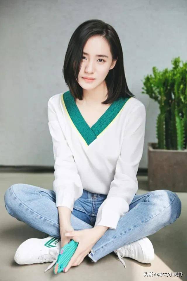 "国民初恋"女神王智,气质优雅,甜美动人!_活动_一角_被称为